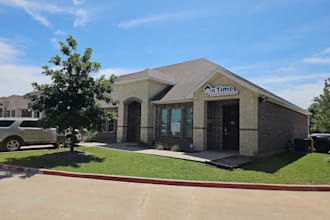 do fast multi property real estate photography exteriors in dallas fort worth tx