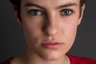 provide stand out professional headshots