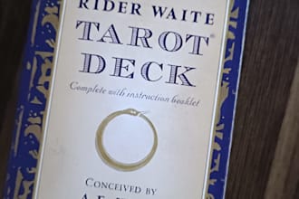 provide intuitive tarot reading for love career and life guidance