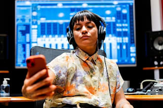 be female pop singer, songwriter, rnb singer, jazz singer hip hop singer