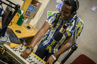 submit and promote your new songs on 10k college radio stations worldwide