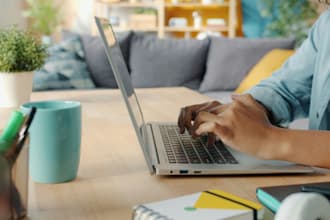 write and translate content arabic english