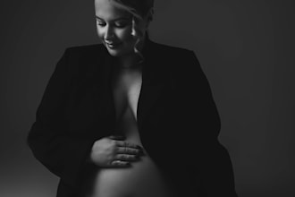 retouch your maternity images