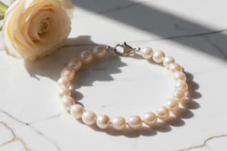 create elegant styled product photos for your handmade jewelry