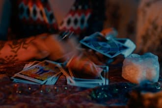 do an intuitive tarot reading for love, money or guidance