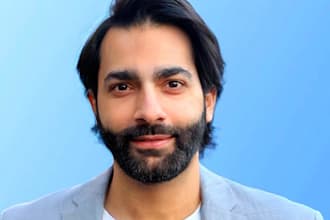 create a professional pitch deck for your startup