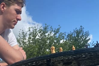 provide tailored chess coaching lessons