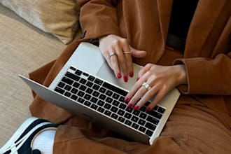 help you with customer service and content writing