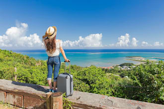 your spain travel planner and create a custom itinerary