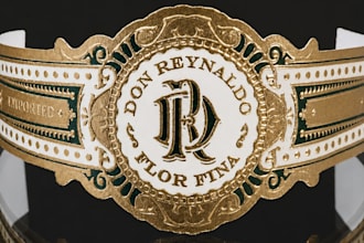 do modern vintage cigar label, cigar logo, cigar band and cigar box design