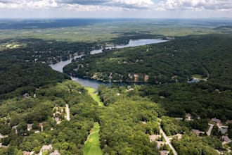 magnify 3d lakefront real estate,golf community,aerial golf visuals,holes render