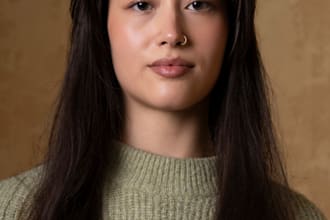 offer professional headshots services