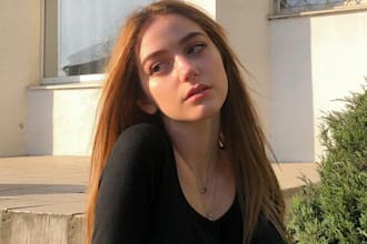 be your female model for all your photos in united states