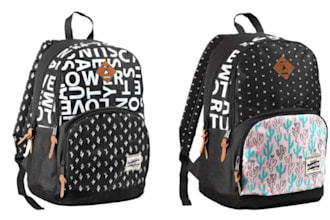 craft hyper realistic 3d backpack designs with precision detailing