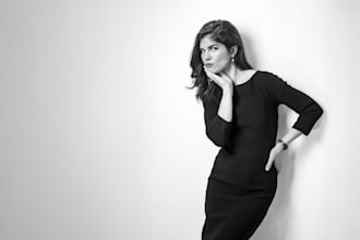 be your portrait, personal or corporate photographer in the paris area