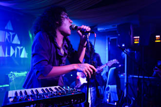 be your professional music concert and event photographer