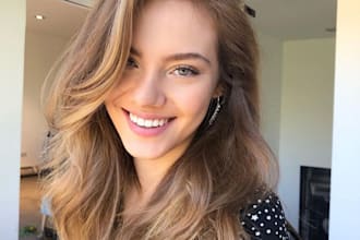 be your female model for all your photos in united states