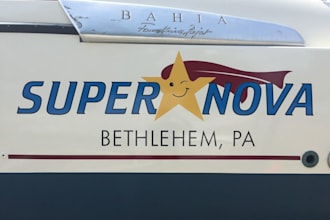 design modern boat name logo