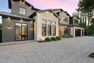 design house exterior and modeling