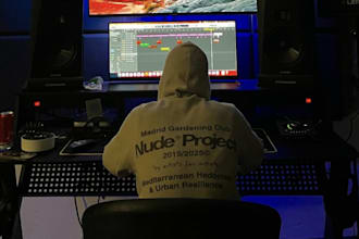 create a customized beat