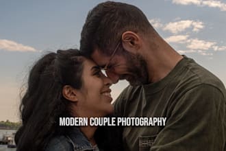 shoot modern couple photos in NYC