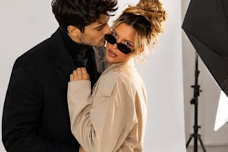 shoot aesthetic paris photos for tourists and couples