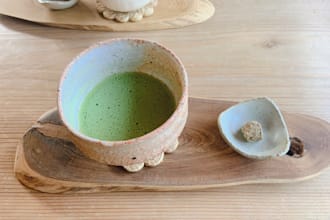 offer a list of cafes with free parking in kyoto city, japan