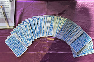 provide detailed intuitive tarot readings