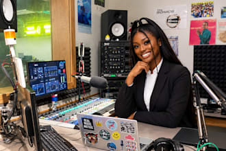 submit your music to 200 south america and 500 UK US college radio stations