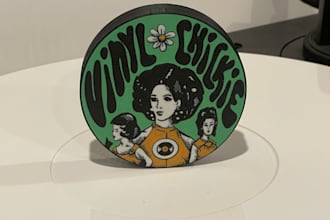 create a custom vinyl record spindle charm design