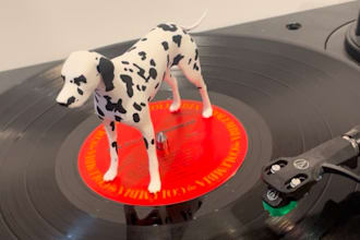 create a custom figurine vinyl charm for your turntable