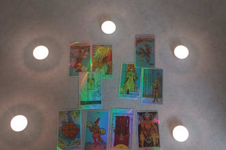 provide an intuitive tarot and authentic coffee cup reading