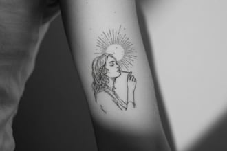 create custom fine line and linework tattoo designs