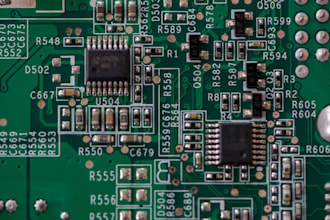 provide complete pcb design, schematic capture, and circuit development