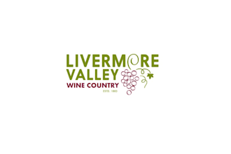 design liver more valley wine country logo