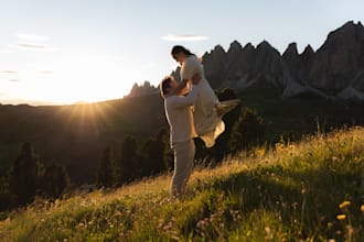 be your professional couple photographer in the dolomites