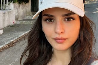 be your female model for product