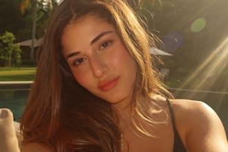 create a hyper realistic ai influencer