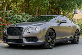 do professional car photography in dubai