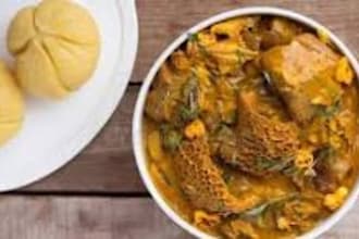 do eba and egusi with gbegiri