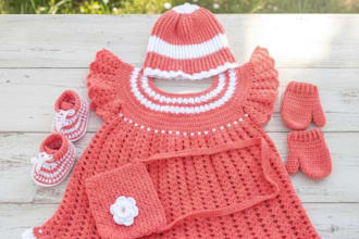 create custom handmade crochet gifts and decor