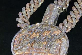 create custom moissanit pendant,3d iced silver hip hop jewelry,3d necklace model