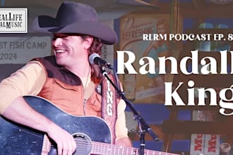 sing authentic neo tradition country and honky tonk vocals