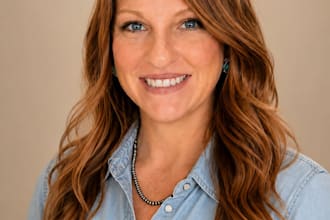 create authentic mom farm and lifestyle ugc