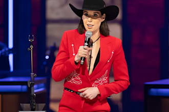 be your funny parody female country singer songwriter and vocalist