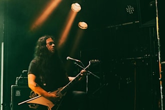 compose and record crushing guitar riffs for your songs