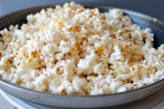 do delicous popcorn and make tasty