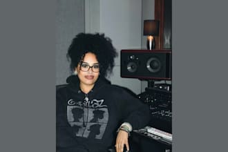 be your female spanish singer, vocalist, for latin pop, reggaeton, edm