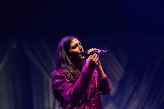 be your female spanish singer and rapper for latin pop, hip hop, rap and edm