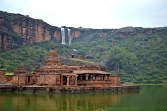create a detailed offbeat travel itinerary for india, himalayas and beyond